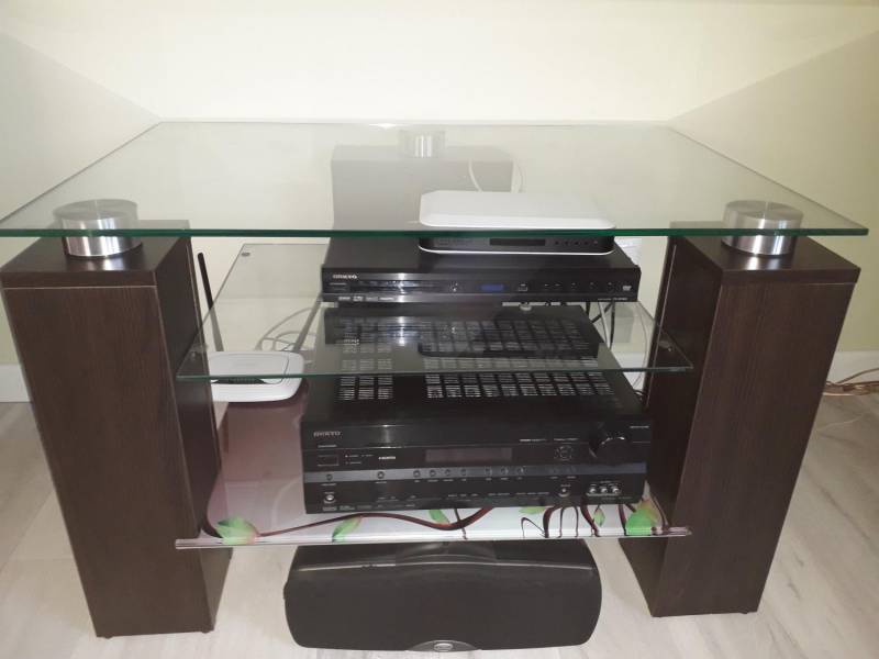 ox_sprzedam-stolik-okolicznosciowy-i-pod-telewizor