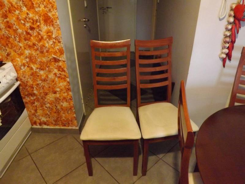 ox_stol-6-krzesel-drewno-egzotyczne