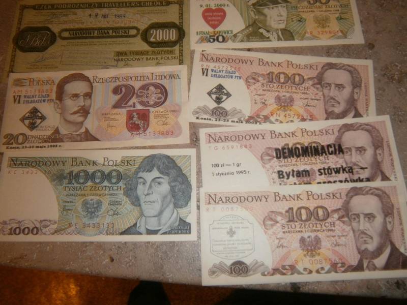 ox_porzadki-banknoty-prl