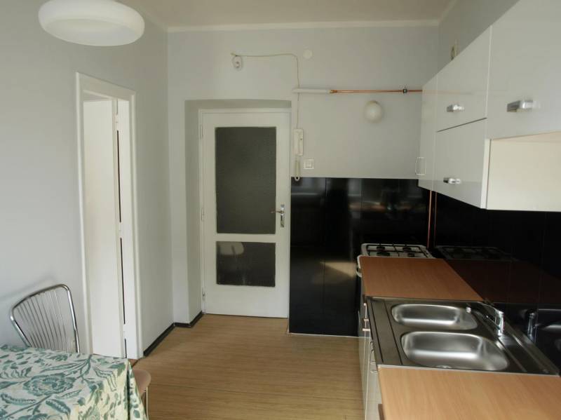 ox_cieszyn-mieszkanie-pokoj-z-kuchnia-do-wynajecia