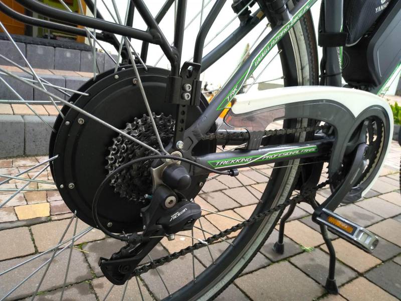ox_rower-trekingowy-lazarro-elektryczny-mocny-500750w