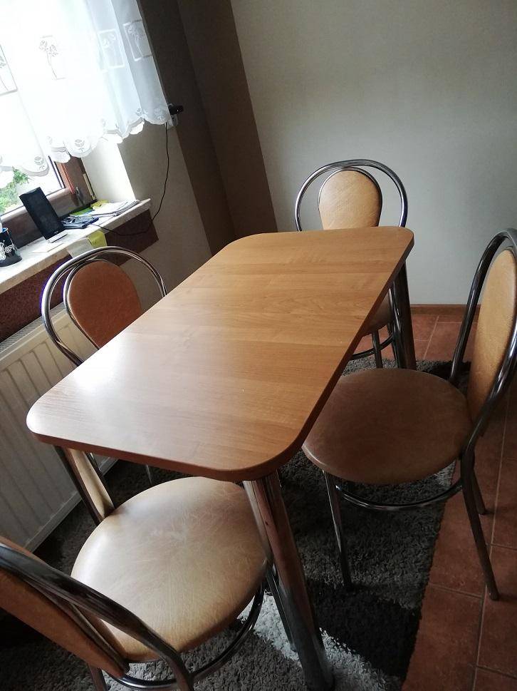 ox_stol-kuchenny-i-krzesla