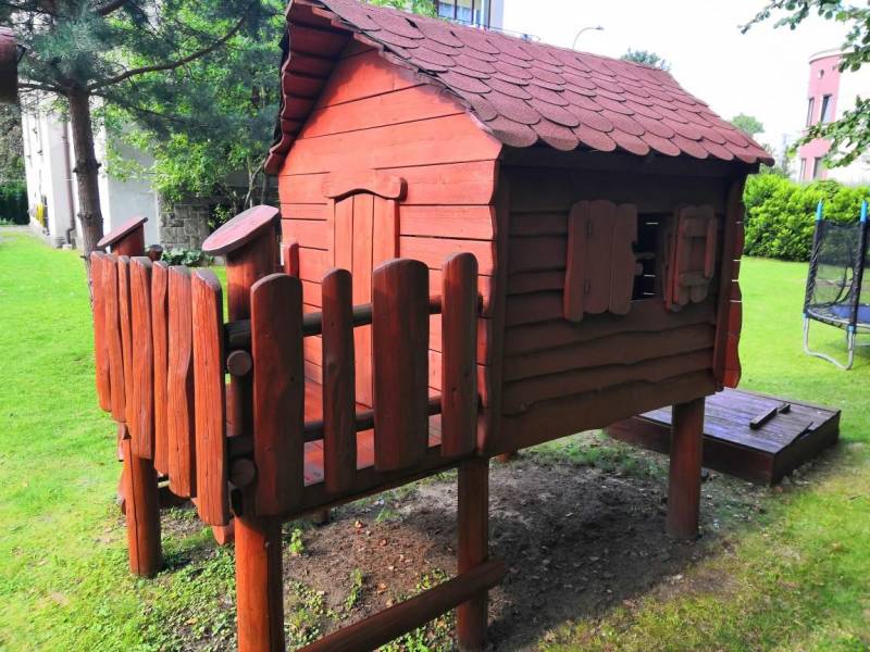 ox_drewniany-domek-dla-dzieci-unikat