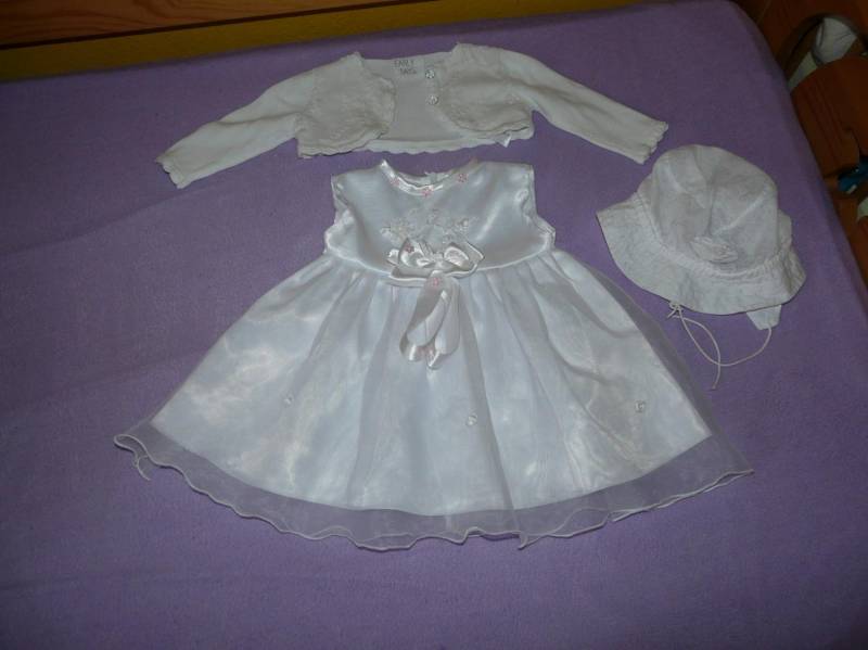 ox_sprzedam-sliczna-sukieneczke-na-chrzest-roczek-w-rozmiarze-6268