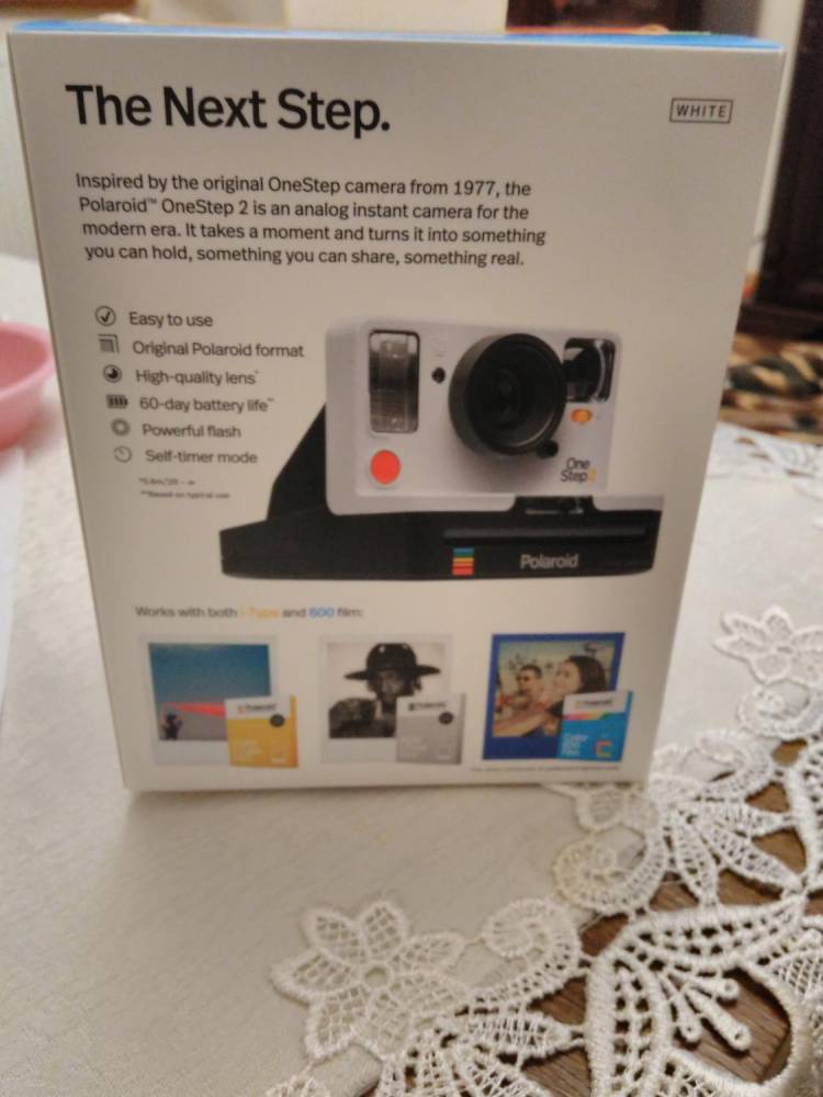 ox_sprzedam-nowy-aparat-polaroid-onestep2