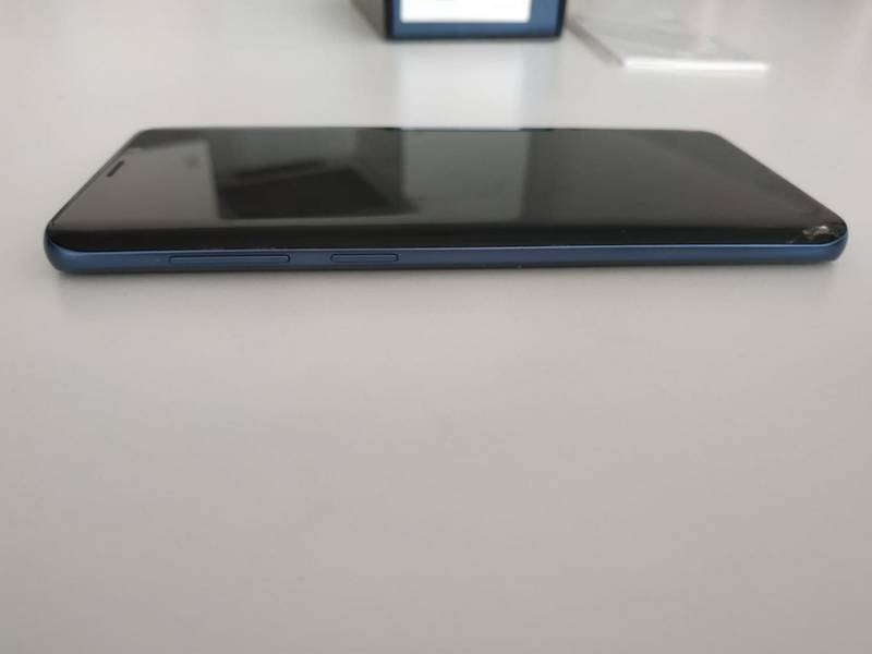ox_sprzedam-smartfon-samsung-s9-plus-w-kolorze-coral-blue