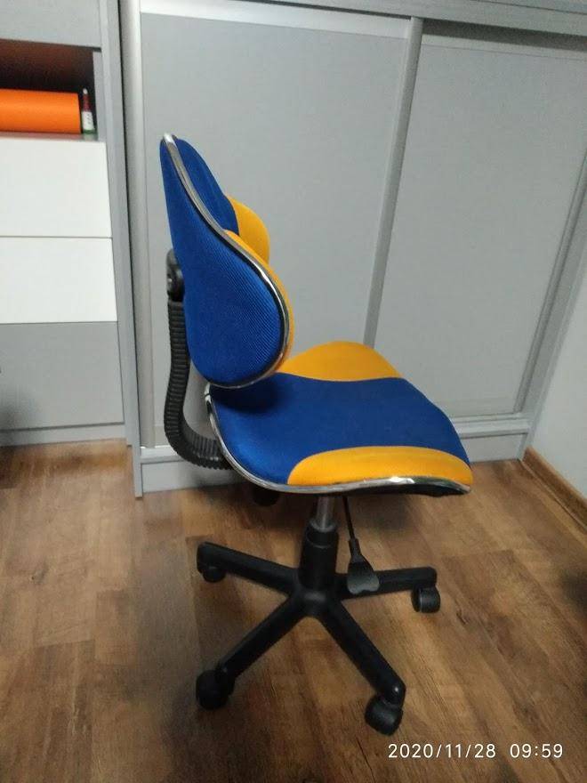 ox_fotel-krzeslo-do-biurka-dziecko