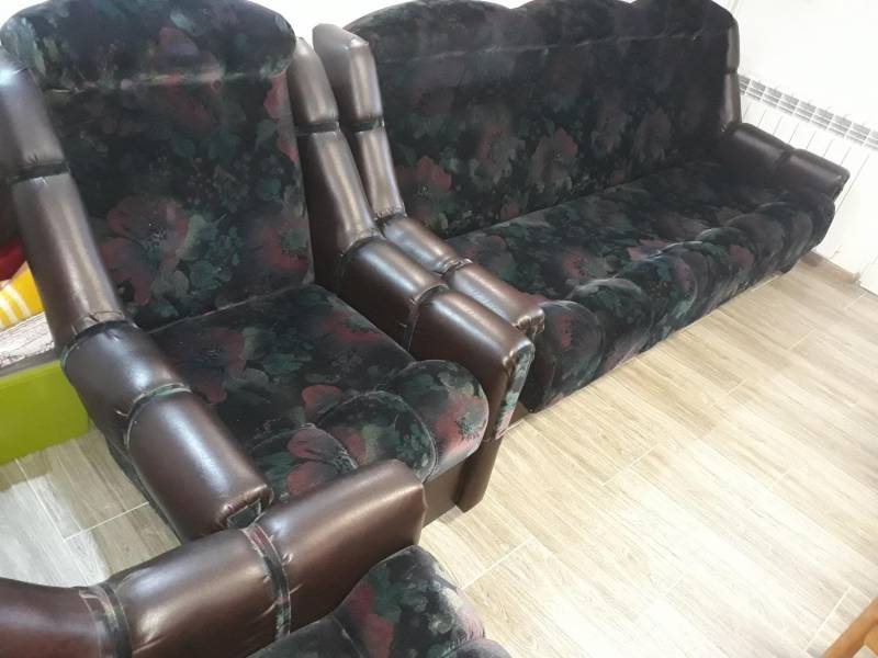 ox_sprzedam-kanape-dwa-fotele