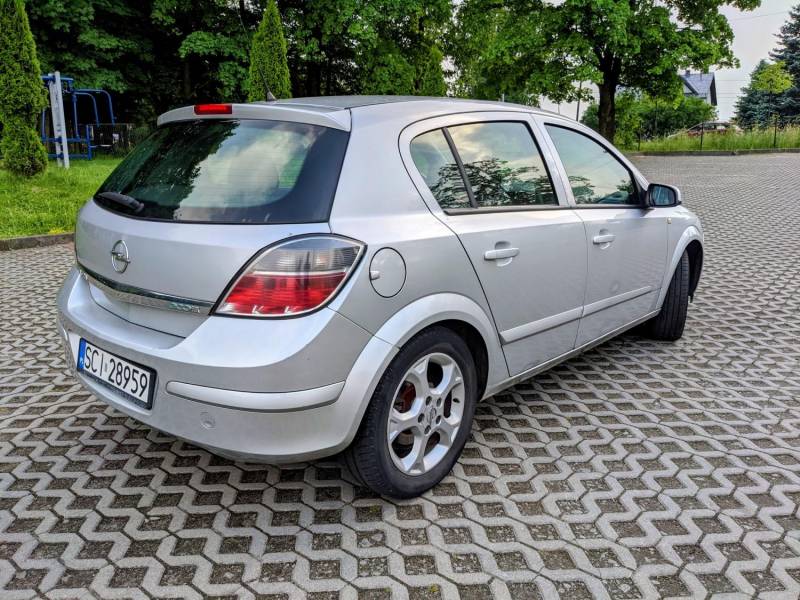ox_opel-astra-h-17d