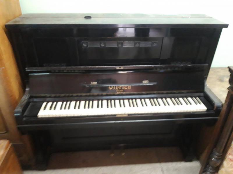 ox_sprzedam-100-letnie-pianino
